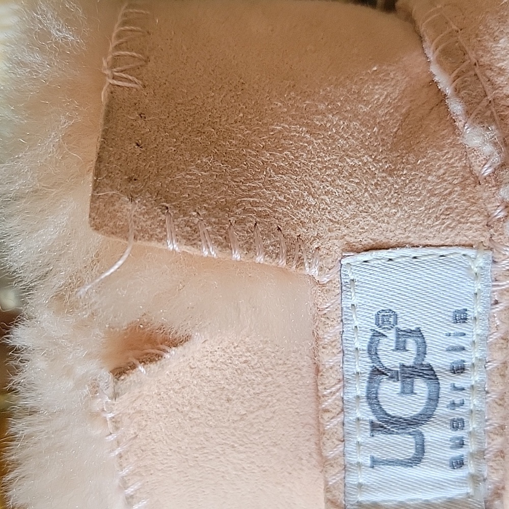 UGG Infant Pink Bootie Slippers Medium 12-18 Months - So Warm - Picture 8 of 10